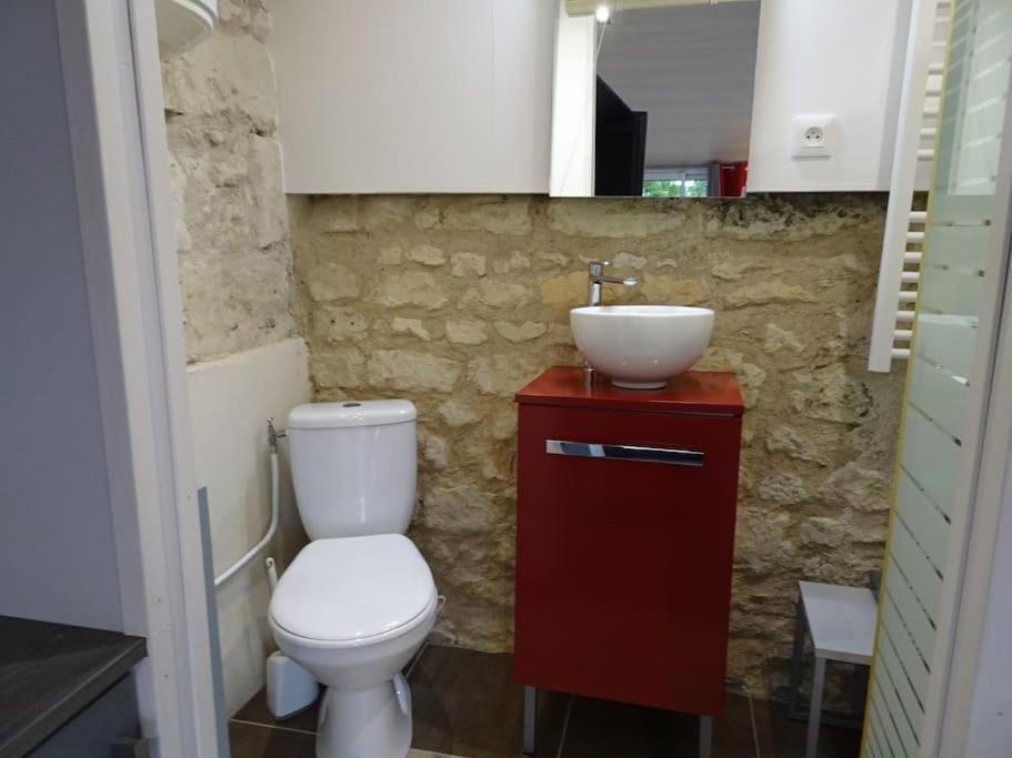 Ferienwohnung Studio Privatif Au Calme Brain-sur-Allonnes Exterior foto